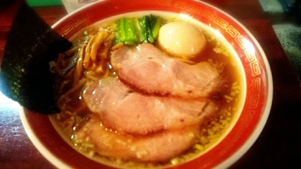 おひとりさま🍜🍥ラーメン屋♪並びました♪ 
#懐や|Yukariさん