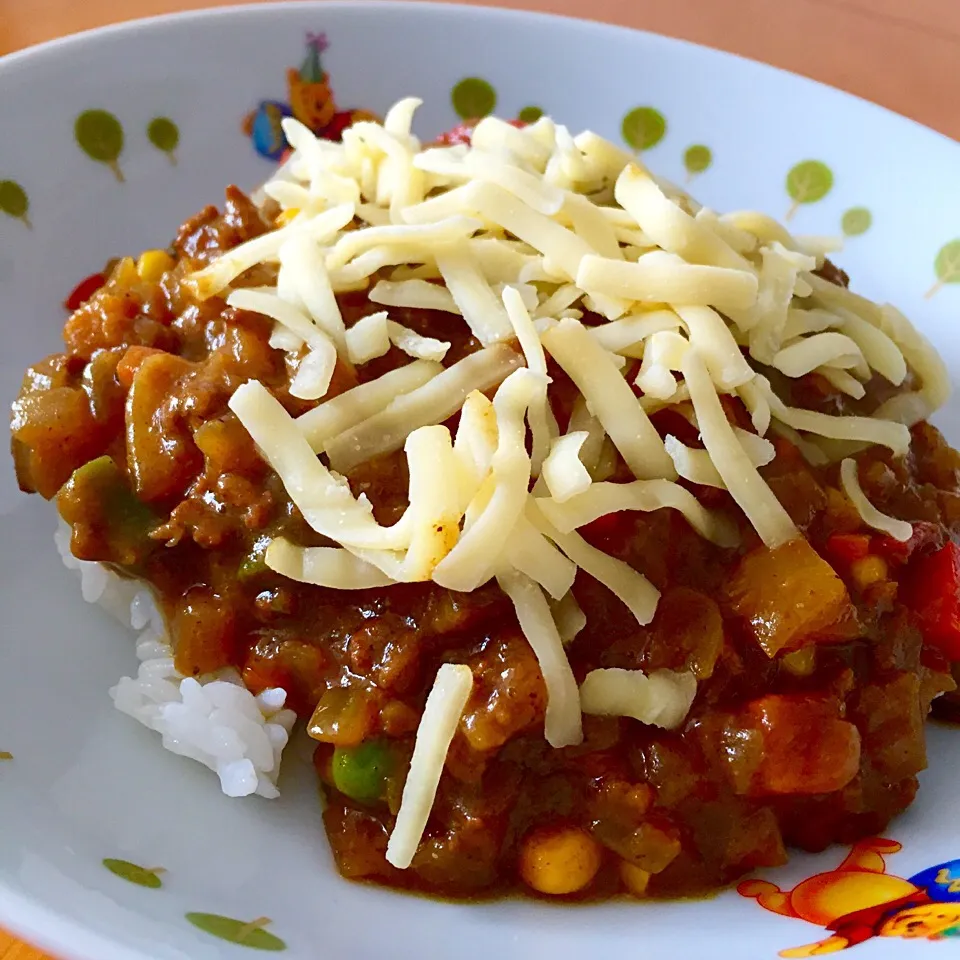 Snapdishの料理写真:2日目のキーマカレー チーズトッピング|カウンター嬢さん