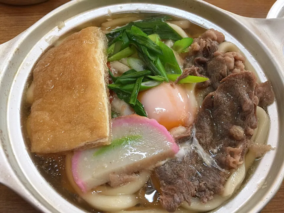 大和上市ひかり食堂の鍋焼きうどん🍲|mayonさん