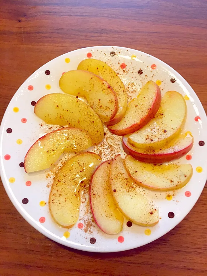 Snapdishの料理写真:リンゴのココナッツオイル焼き|95さん