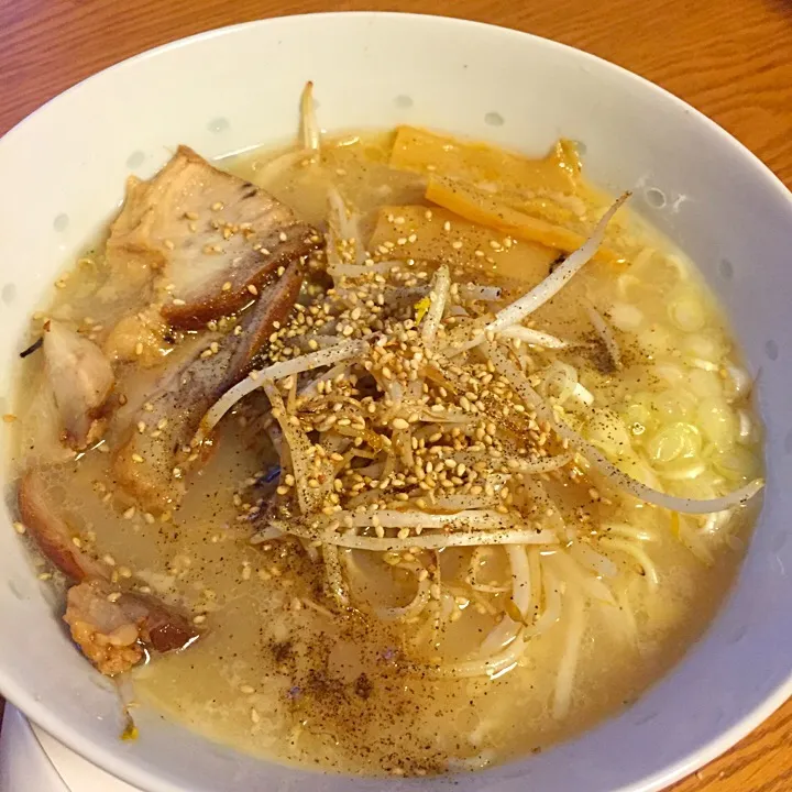 豚骨鶏ガラ3日煮込み塩ラーメン☆|みつなち☆さん