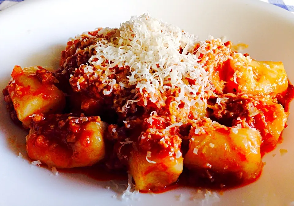 Gnocchi di patata al Ragù di Maiale(happy pork)|Fabio  Palmieriさん