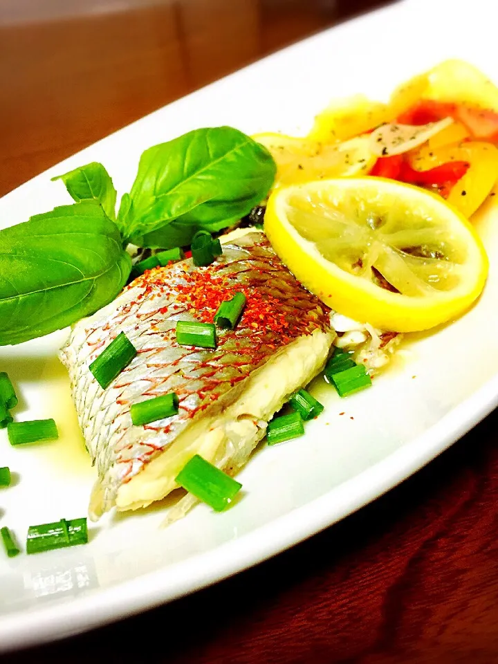 Steamed Fish in lemon and basil|Laarni Nabongさん