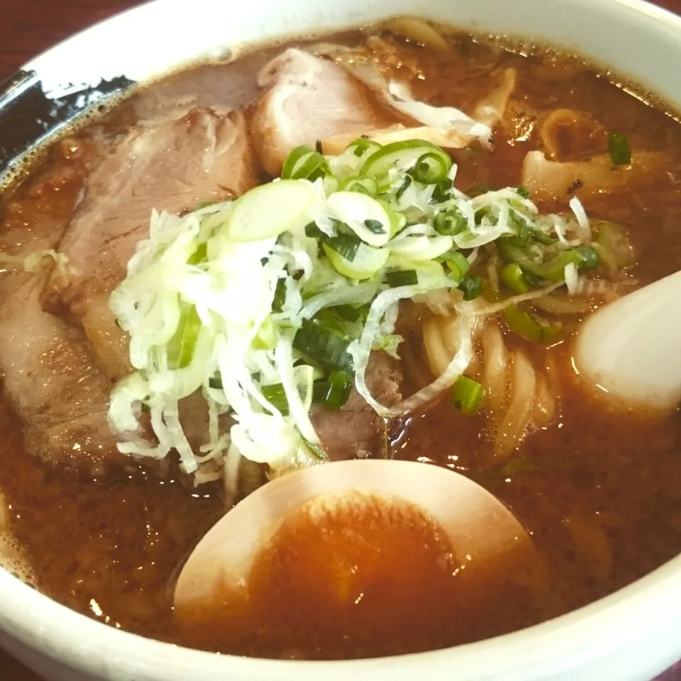 あらとん本店 、特製濃厚醤油ラーメン🍜|☆アキラっち☆さん