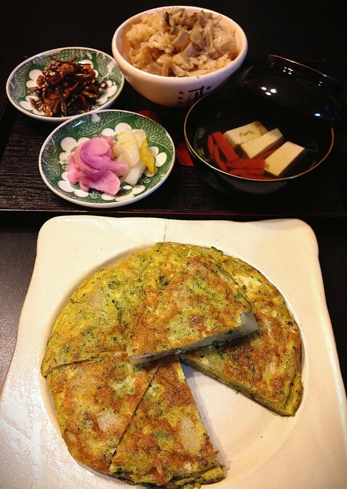 Tortilla de estilo japonés 菊芋とあおさの和風トルティーヤ定食|romieさん