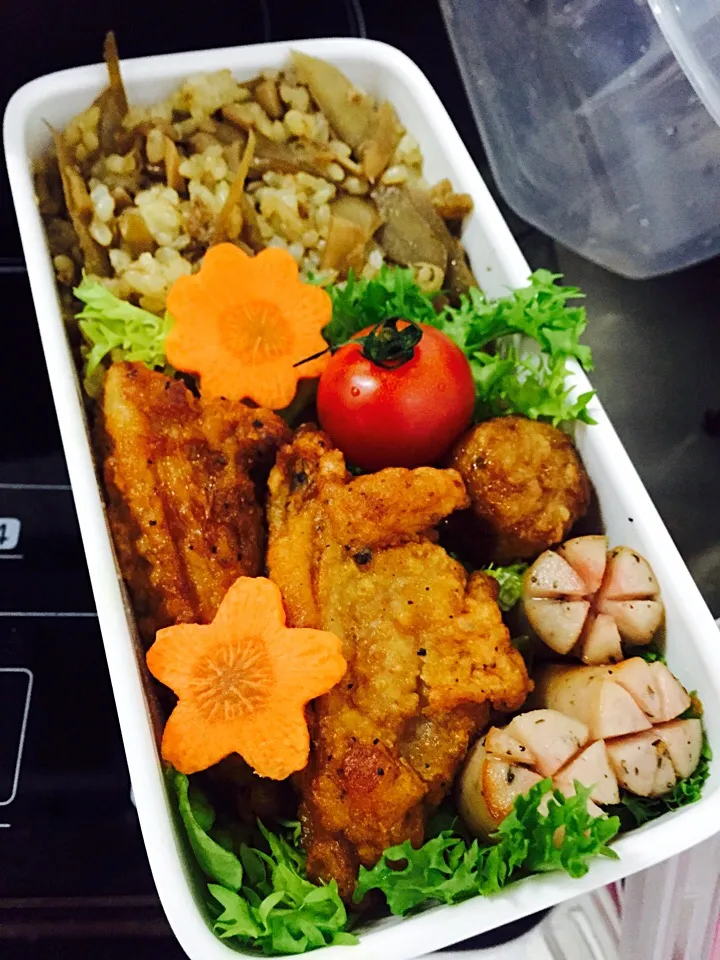 Snapdishの料理写真:チキチキボーーン弁当❤️|asukaさん