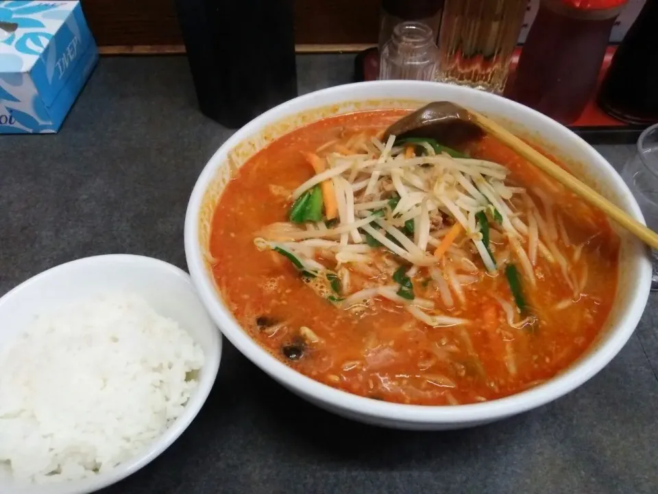 松ちゃんラーメンの辛子味噌ラーメン、780円。|東京ライオンズさん