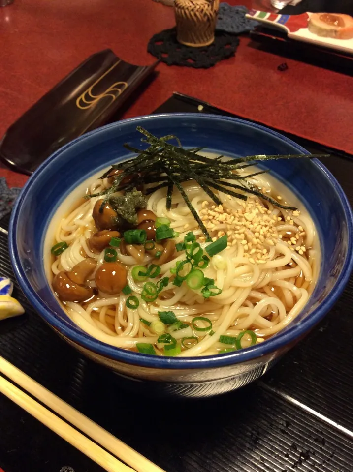 お食事、稲庭うどん|柳津栄邦さん