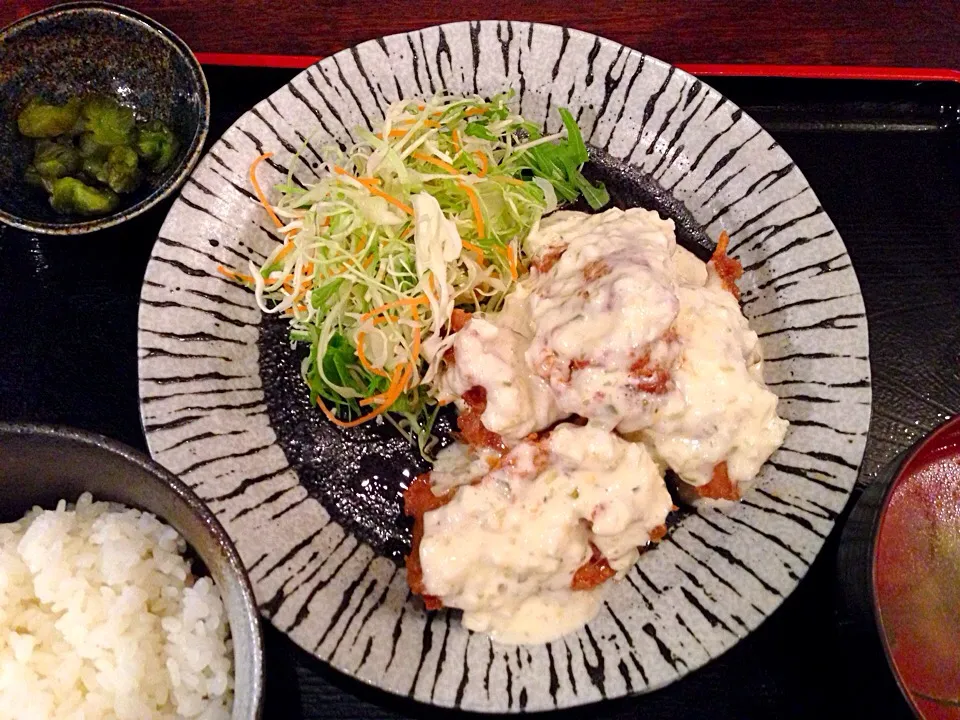 Snapdishの料理写真:チキン南蛮定食|ハギーさん