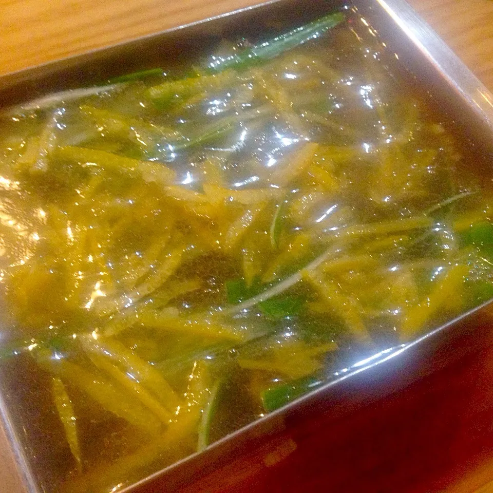 ありそうでなさそうな「お蕎麦屋さんの」煮こごり  鴨の煮こごりです！清酒にあいますよ|亀戸 養生蕎麦 高のさん