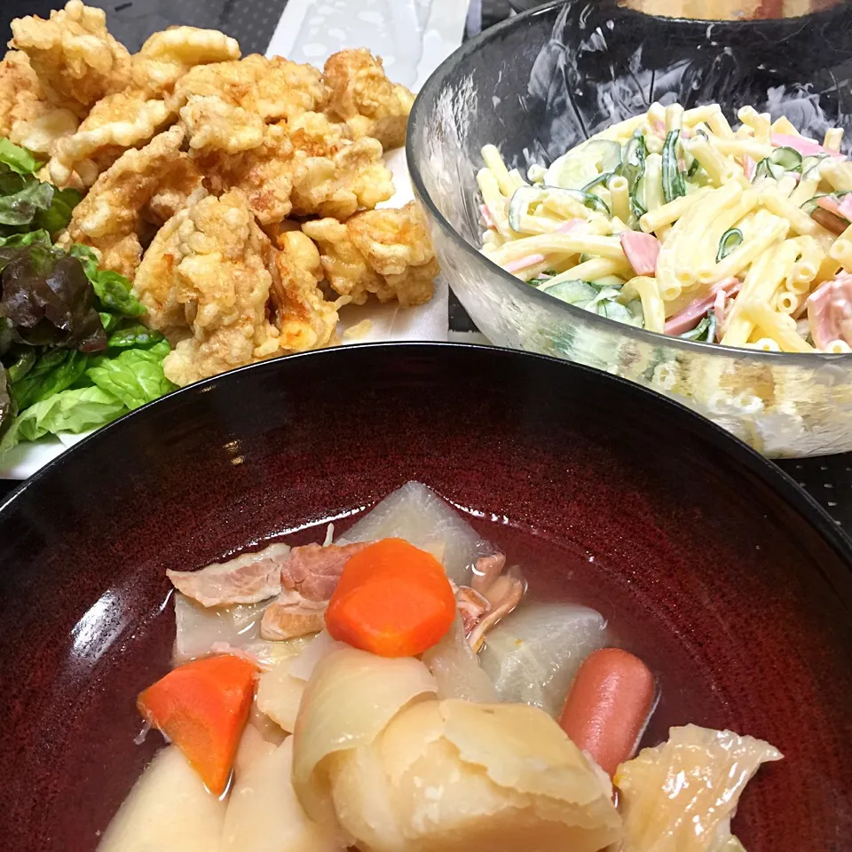 Snapdishの料理写真:野菜たっぷりポトフ☆ささ身の唐揚げ☆マカロニサラダ|MEGUMIさん