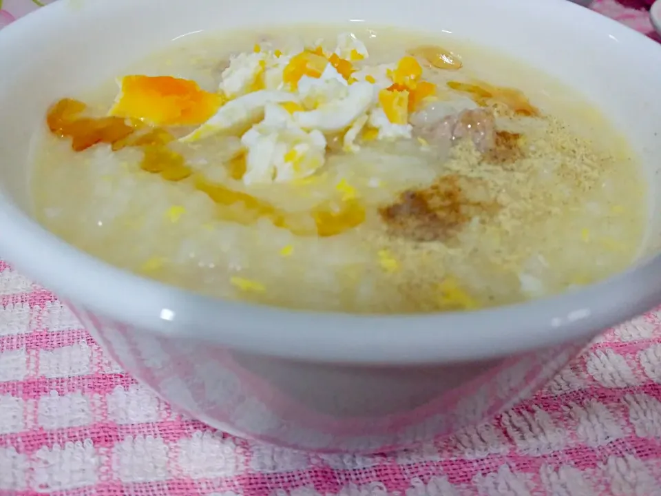 Snapdishの料理写真:Morning porridge with minced pork and salted egg|🌷lynnlicious🌷さん