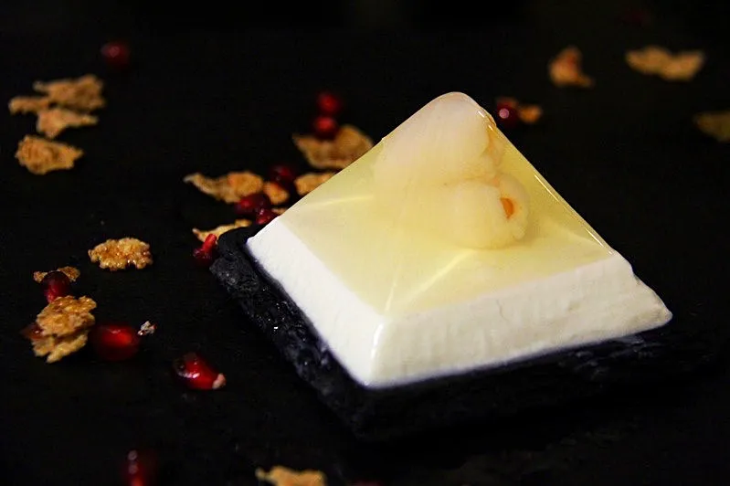 Lychee yogurt panna cotta|Taste of Tianさん