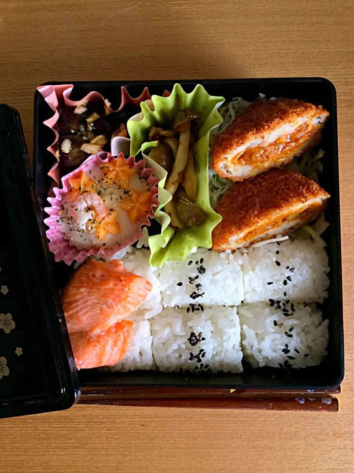 Snapdishの料理写真:サッカー応援弁当|citronさん