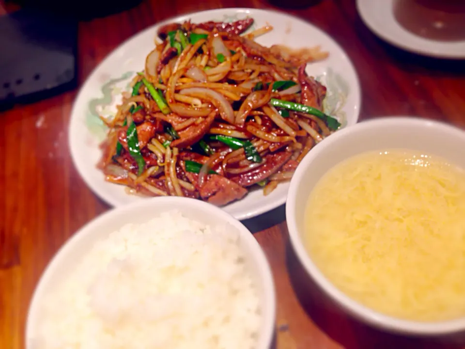 今日のランチ、レバニラ定食！|myblueberrynightさん