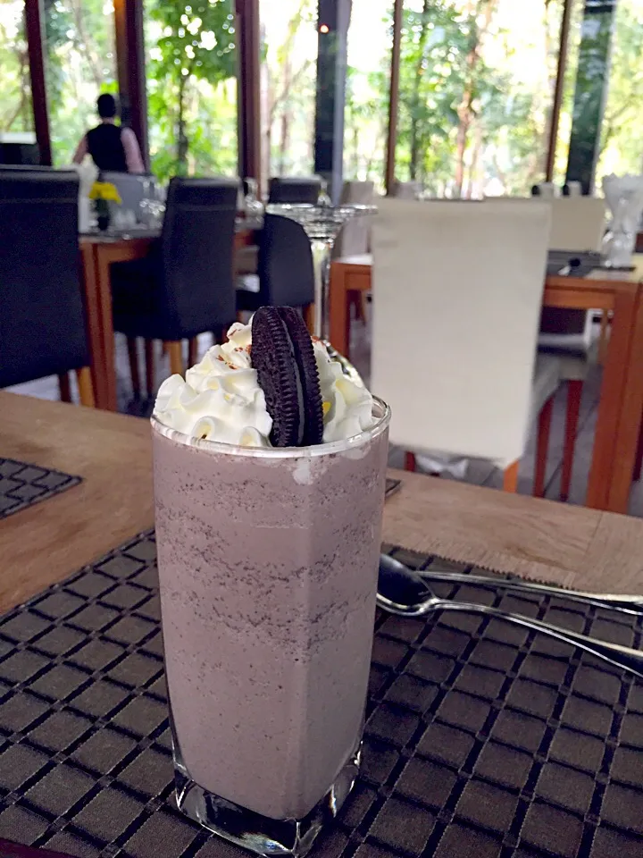 Oreo milkshake|jaszminnyさん