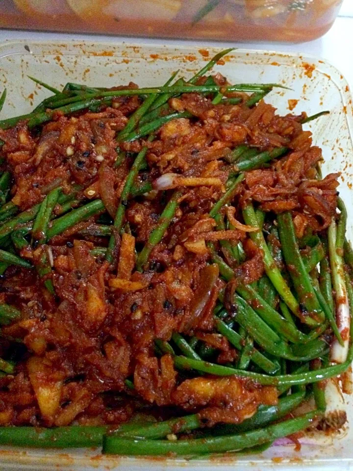 Snapdishの料理写真:Spring onion kimchi #homecook #homemade #wholesomemeal #healthydiet #koreancuisine|Kenex Kum Chee Kuanさん