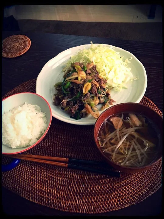 牛こま肉の生姜焼き定食❀|ゆかぴさん