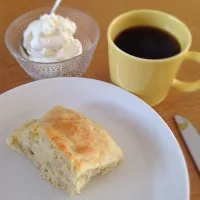 ホットケーキミックスのなんちゃってバナナスコーン|chaichaiさん