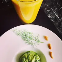 Peanut & Herb Zucchini Spaghetti, carrot & orange gazpacho (totally Raw)|Fleurさん