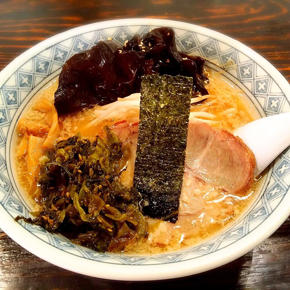 高菜麺〜木くらげトッピング|たまこっこさん