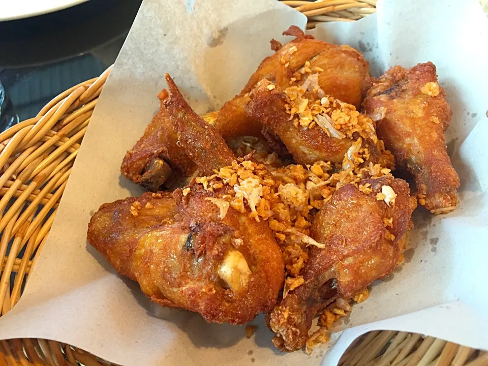 Fried chicken wings with garlic|jaszminnyさん