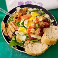 Snapdishの料理写真:Cobb salad with honey mustard rustic rosemary bread all homemade even the dressing...#cabinfevereats|Nikka Justwannabehappyさん