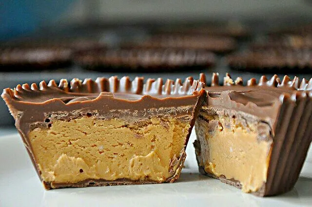 National Peanut Butter Day 💛 Peanut Butter Cups 💚😃 #Snack/Teatime 😋 💯 😋|Alisha GodsglamGirl Matthewsさん