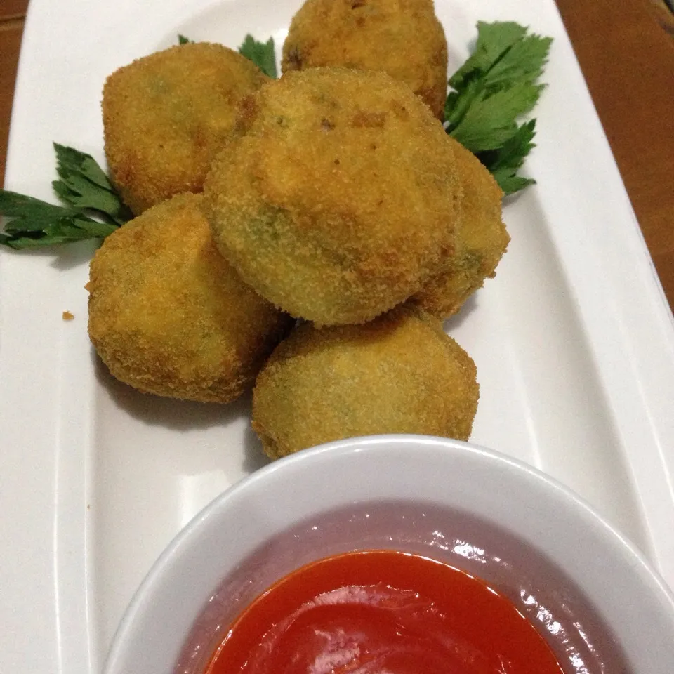 Snapdishの料理写真:Boudin Balls|Indah Levieさん