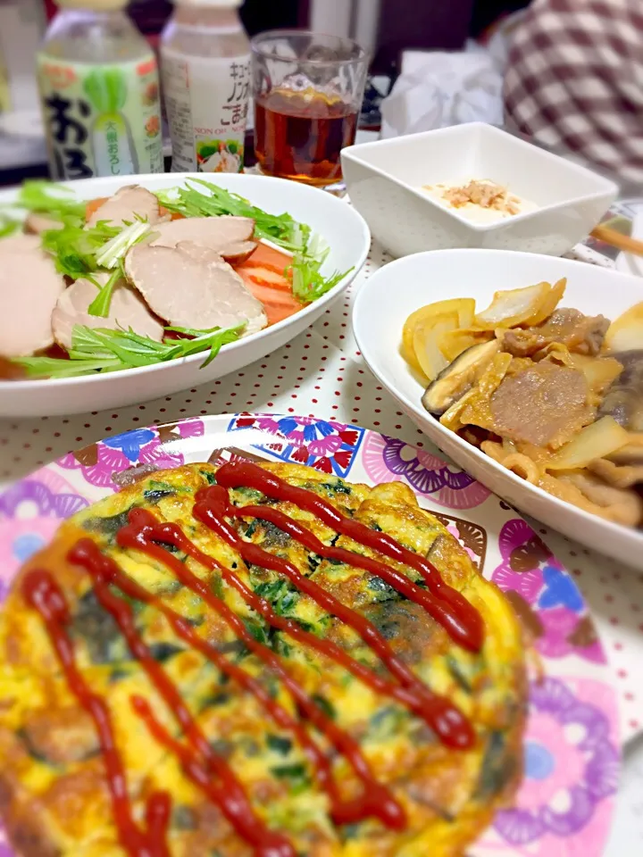 Snapdishの料理写真:ほうれん草と椎茸のキッシュ、焼き豚サラダ、肉味噌野菜|Yukie Takedaさん