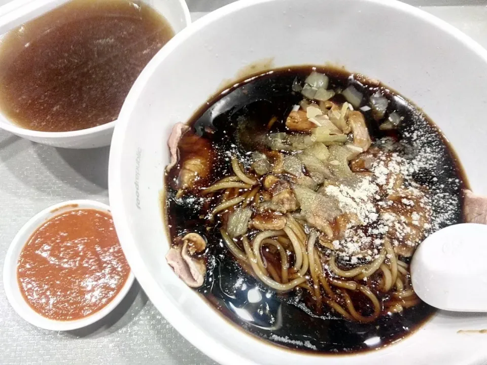 Beef Noodles. 
A common dish.|秋平さん