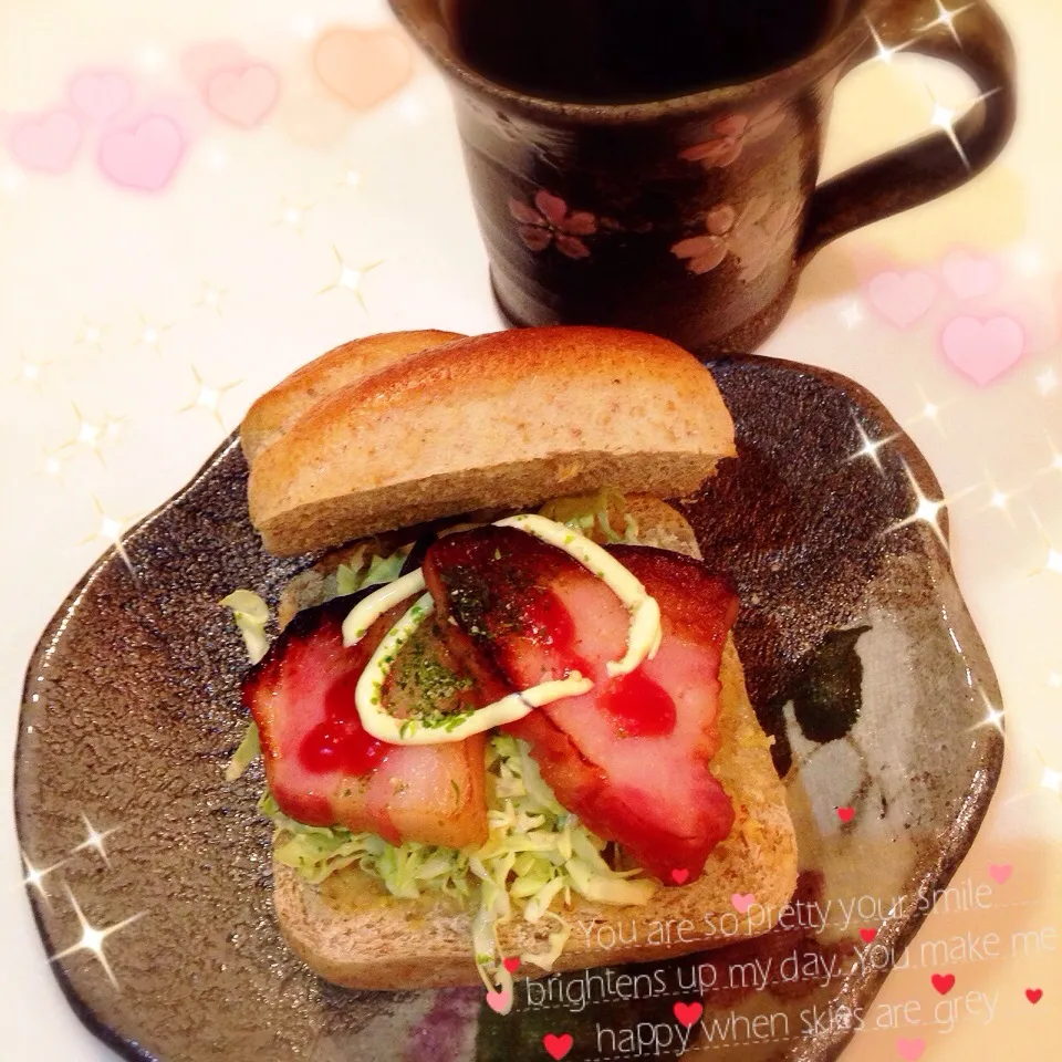 炙り焼厚切りベーコンのベーグルサンド(*^^*)|Makinsさん