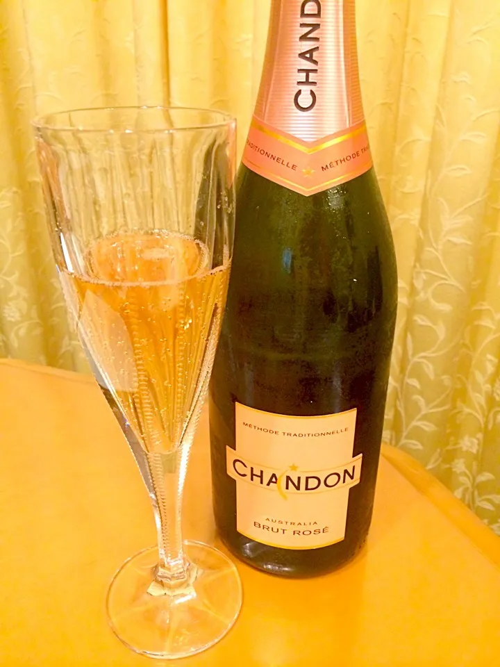 CHANDON  BRUT ROSE ／次男誕生会⑦|まるまさん