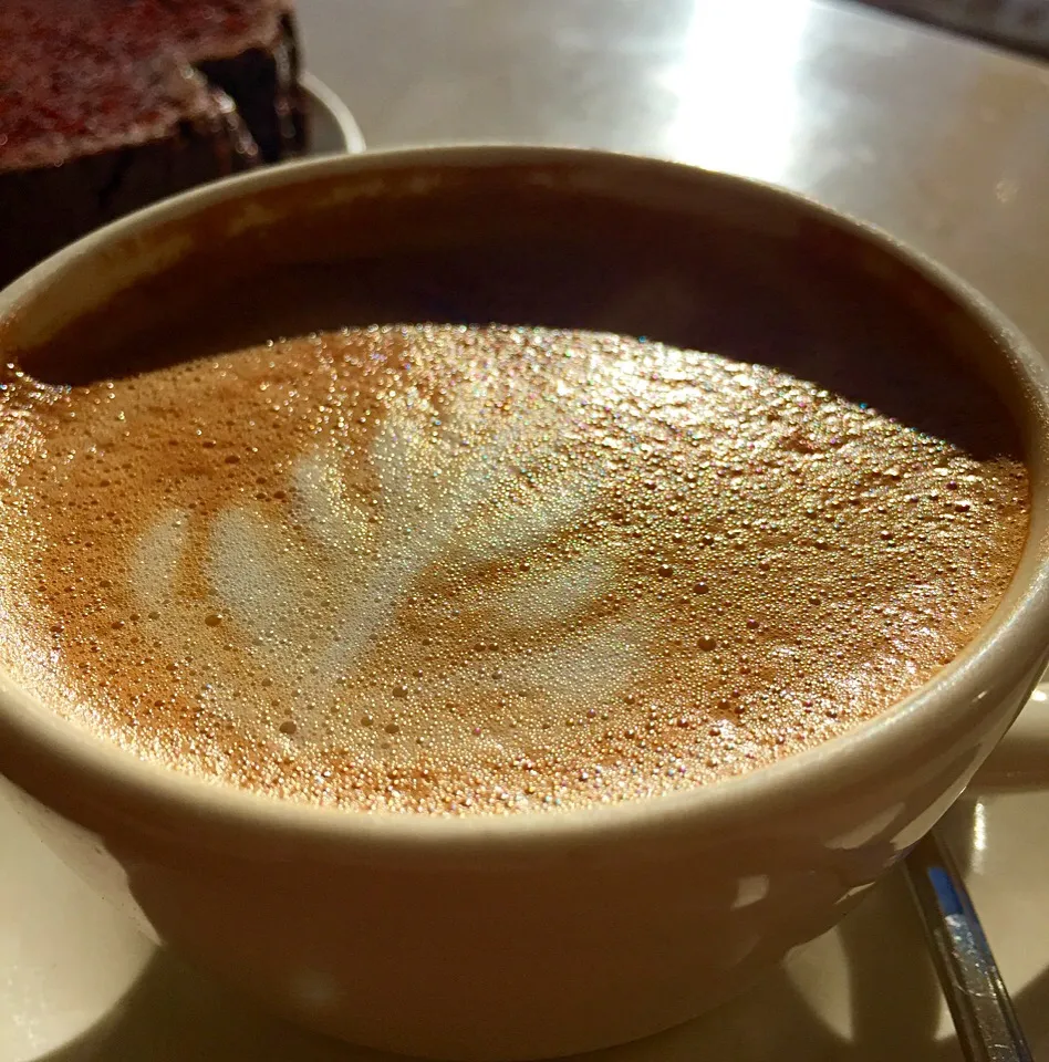 Skim cappuccino with great texture|Dean M Rogersさん