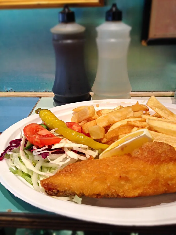 Fish & chips @ George's Porto bello Fish Bar|TToshipieさん