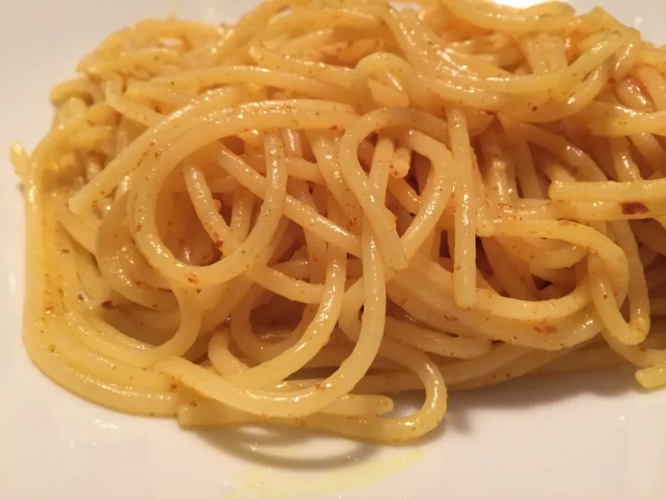 Snapdishの料理写真:#spaghetti 1 parte di #curcuma 3 parti di #bottarga|matteo pisanoさん