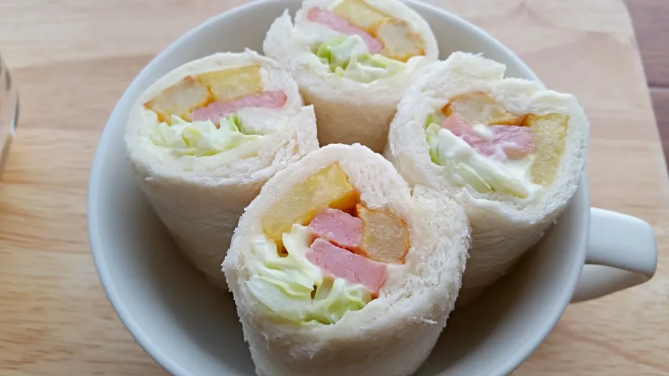 sandwich roll for breakfast|C_Lynneさん