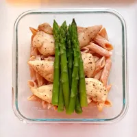 Snapdishの料理写真:Chicken Alfredo with Asparagus|bethandclydeskitchenさん