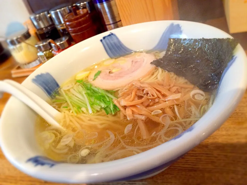 塩ラーメン🍜|おかっぴーさん