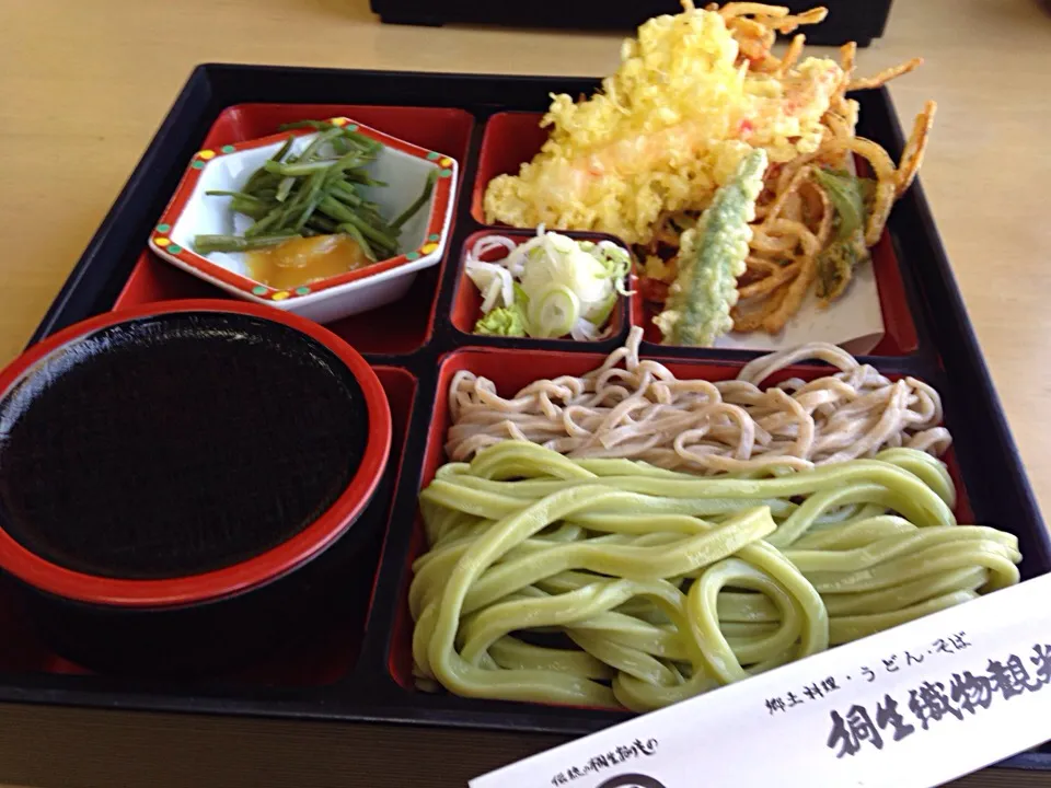 昼ごはん 桑うどん・蕎麦ミックス天ざる|ぽんたさん