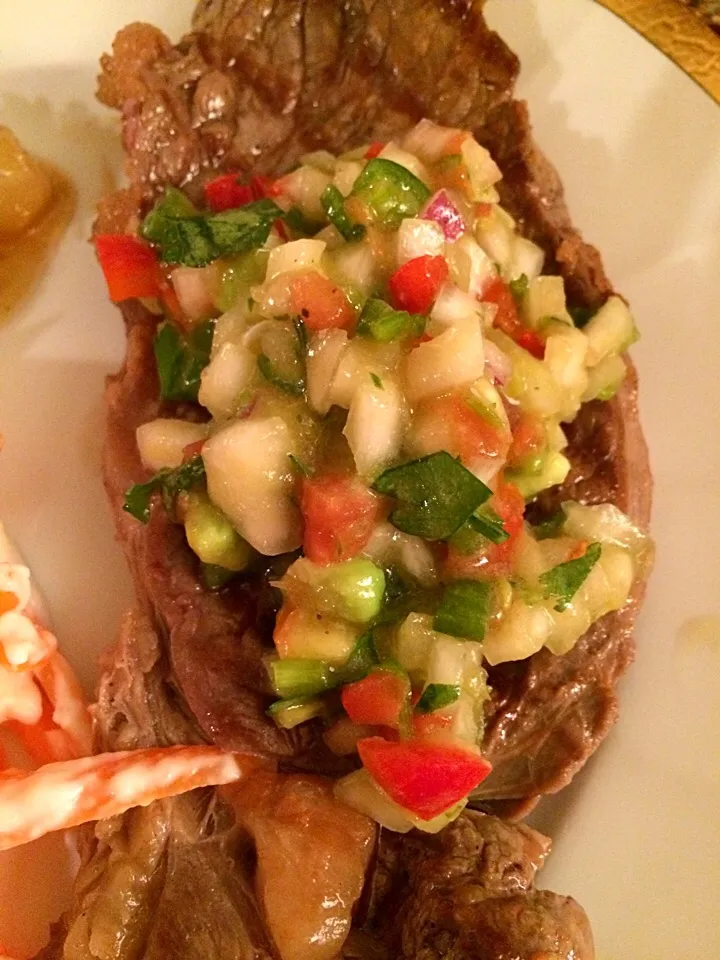 Steak con Salsa de aguacate;)|aястасияさん