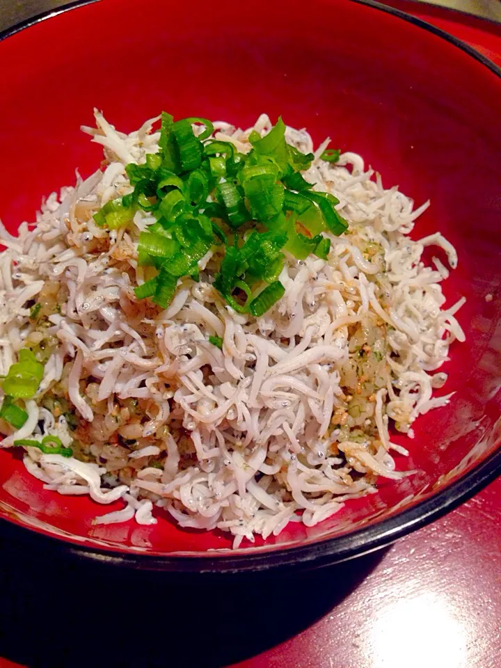 釜揚げシラス丼！！！|秋山明子さん