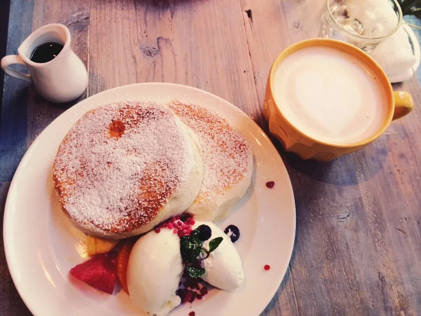 カフェデルソルのパンケーキ🍴|シフォンさん