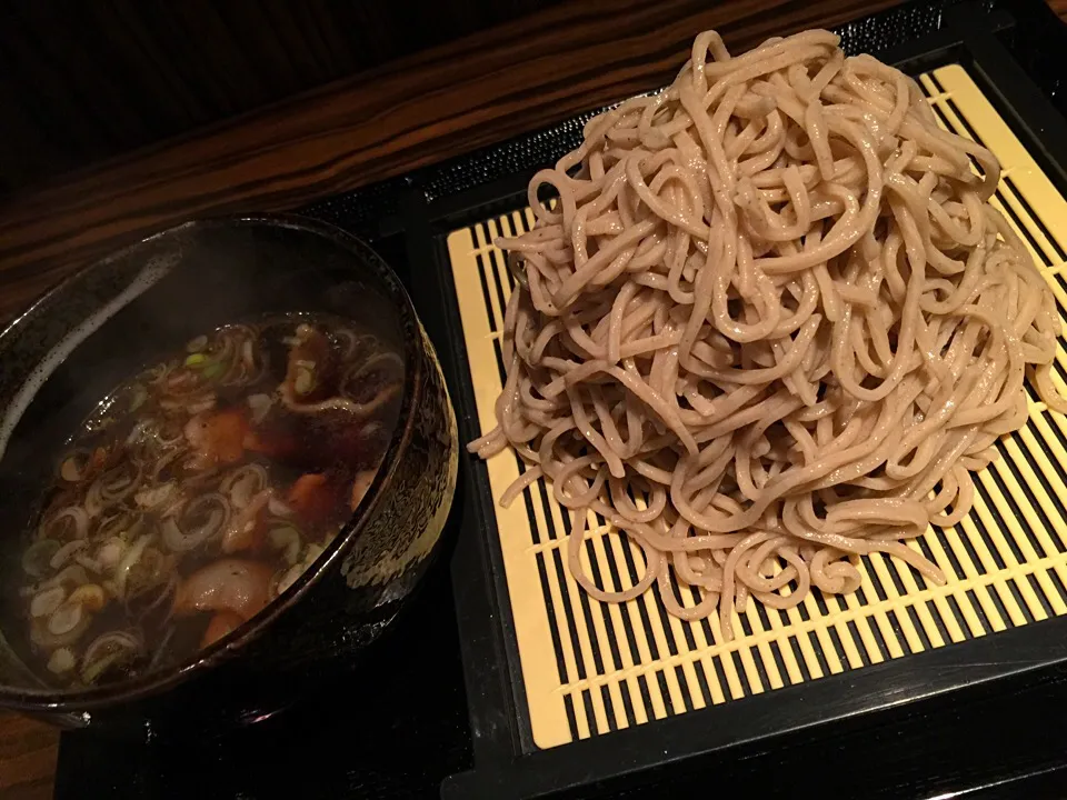 Snapdishの料理写真:探検がてら晩ご飯。つけ豚そば！|たけうちさん