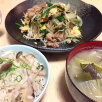 炊き込みご飯ともやし炒め|さきさん