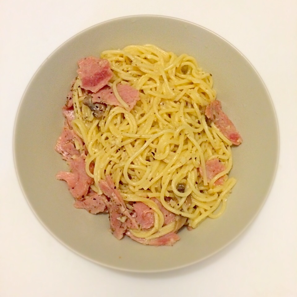 Aglio cream ham pasta/Lisa Tan Snapdish[スナップディッシュ] (ID8uazza)