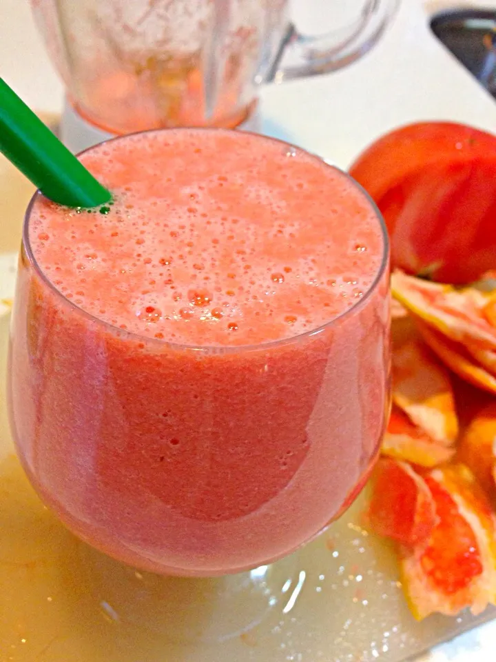 Ruby red grapefruit smoothie|viviさん