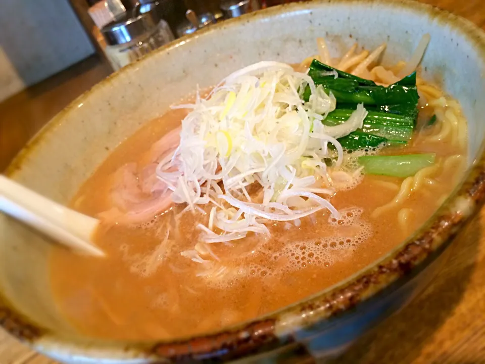 Snapdishの料理写真:味噌ラーメン🍜|おかっぴーさん