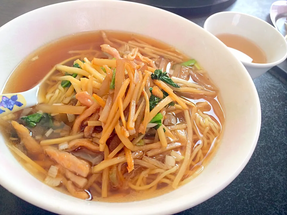 ザーサイと細切り肉のラーメン|もにもにかさん