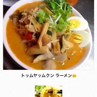 Snapdishの料理写真:トッムヤッムクン ラーメン|Nok Piyawanさん